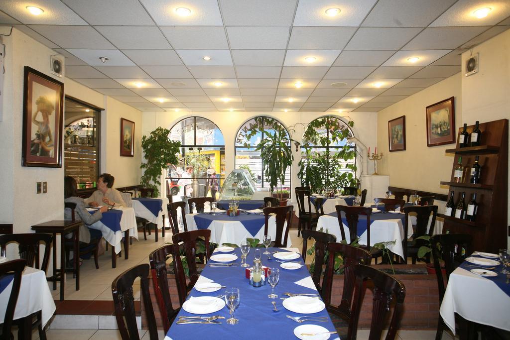 Hotel Puerta De Alcala Valparaíso Esterno foto