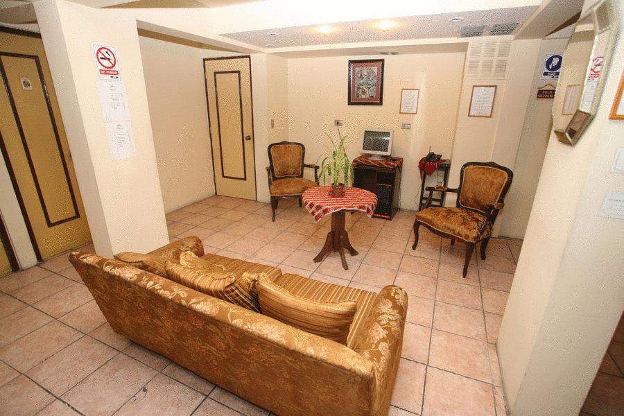 Hotel Puerta De Alcala Valparaíso Esterno foto
