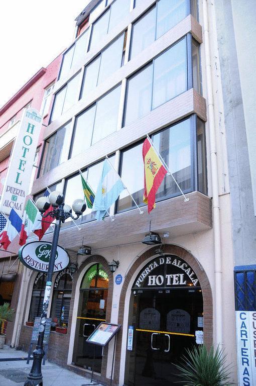 Hotel Puerta De Alcala Valparaíso Esterno foto
